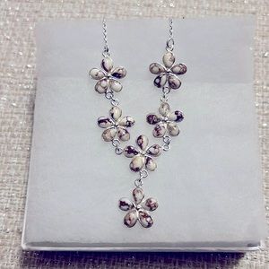 Natural 28.73ct Wild Horse Magnesite Necklace